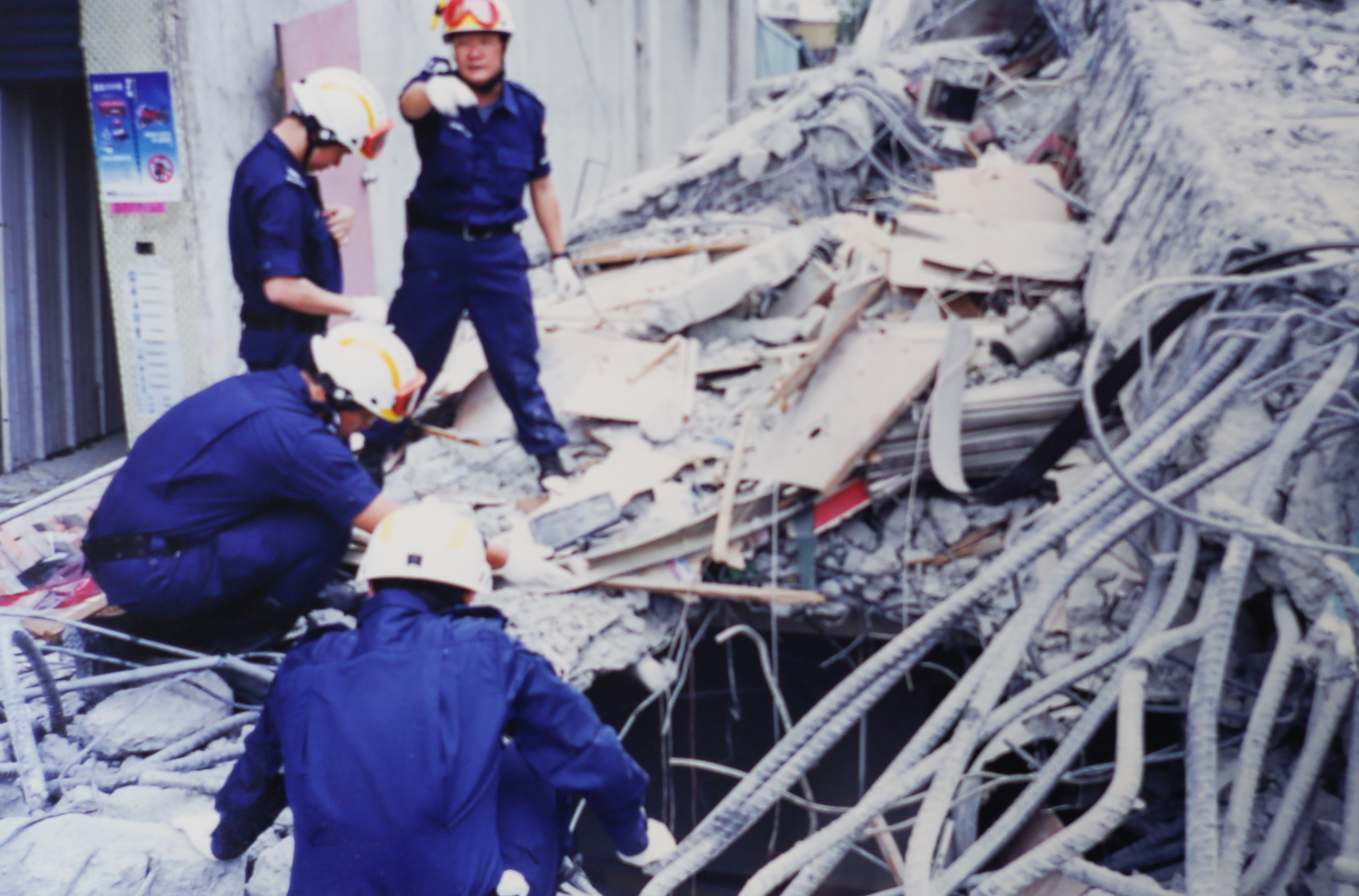 OLH 1999 Earthquake @ Tai Chung County, Taiwan 004