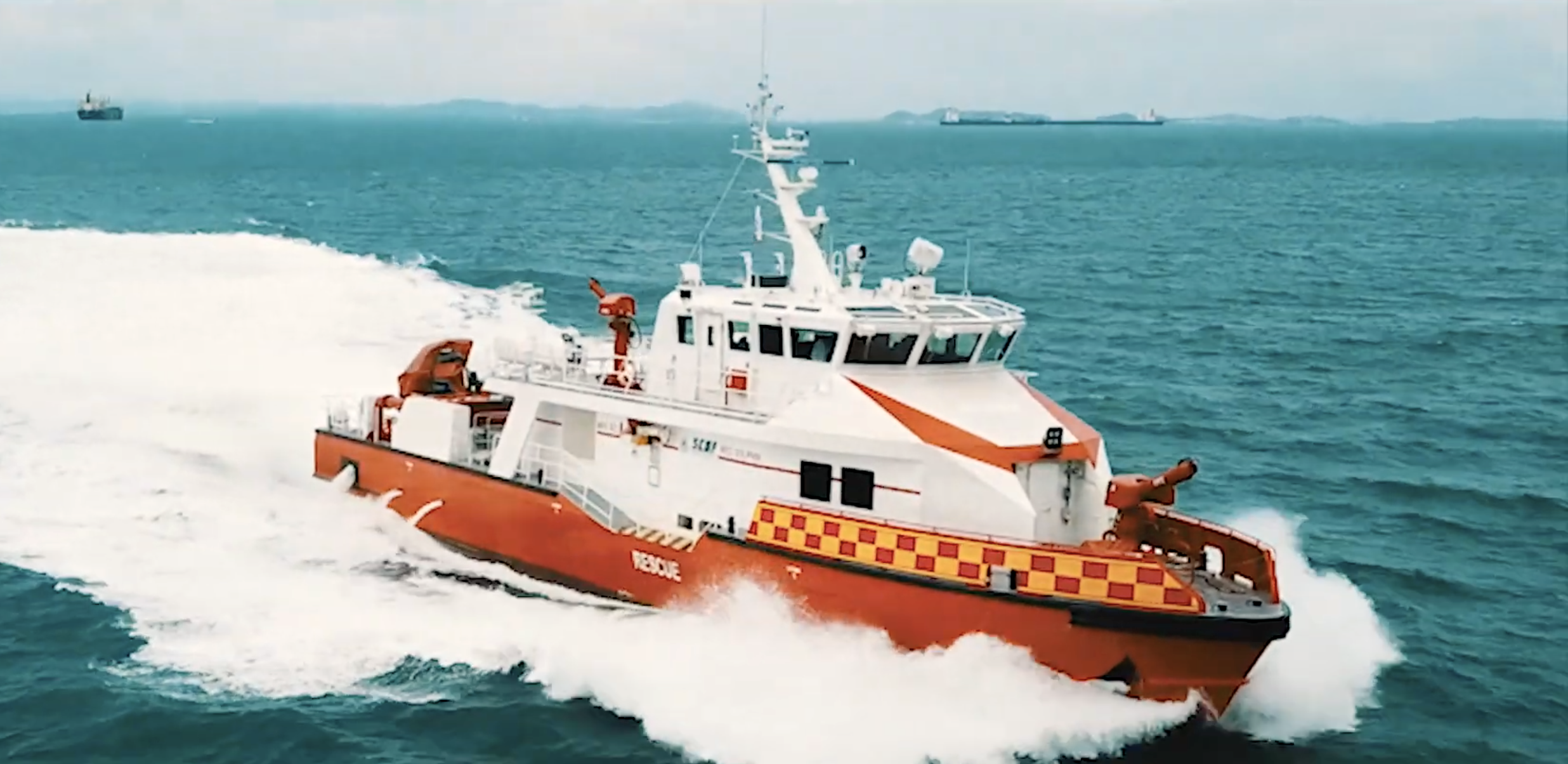 08i 3 New Commissioned Vessels to Boost SCDFs Marine Firefighting Capability