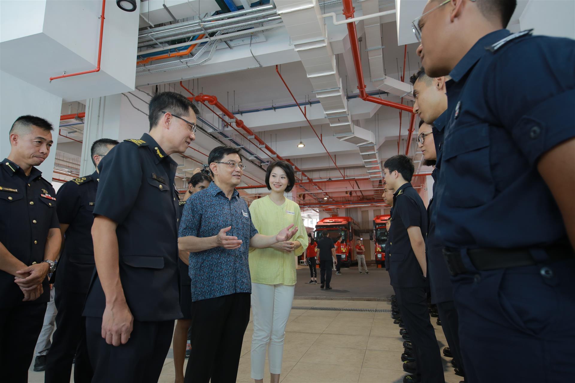 Mr Heng Swee Keat, Deputy Prime Minister and Minister for Finance interacted with the SCDF personnel who have been deployed at the frontline since the start of the COVID-19 outbreak.