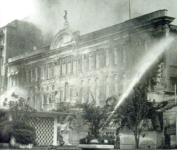 FIRE AT ROBINSON DEPARTMENT STORE (NAS)